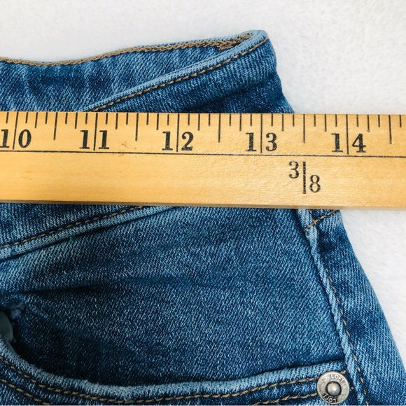 Loft Outlet Curvy Straight Blue Jeans | Size 0 - Picture 5 of 7